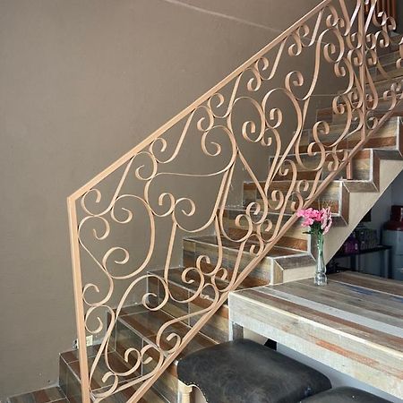 Large 4 Bedroom Home With Gated Parking 푸에르토페나스코 외부 사진