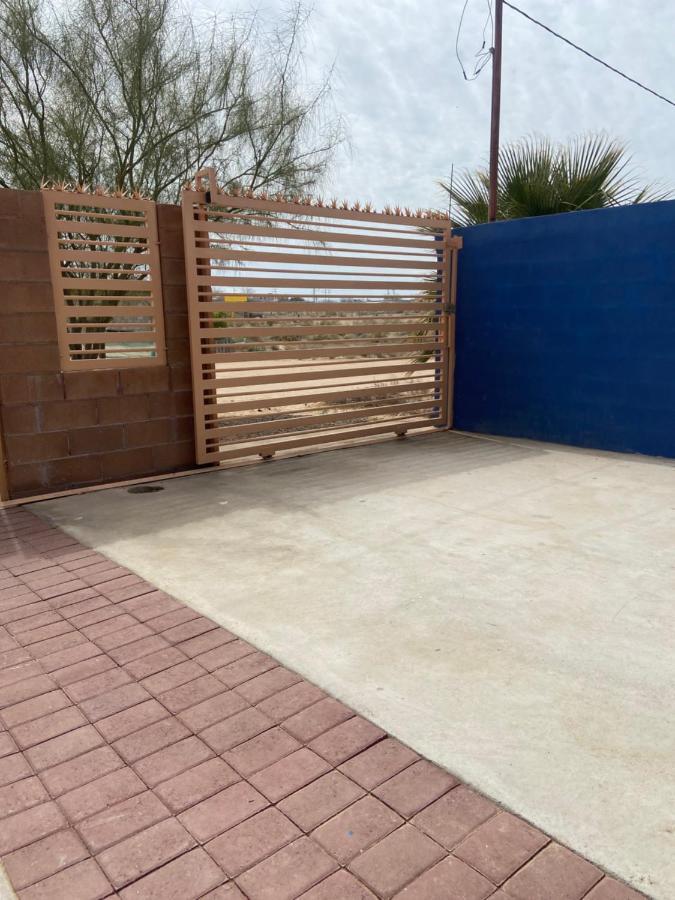Large 4 Bedroom Home With Gated Parking 푸에르토페나스코 외부 사진