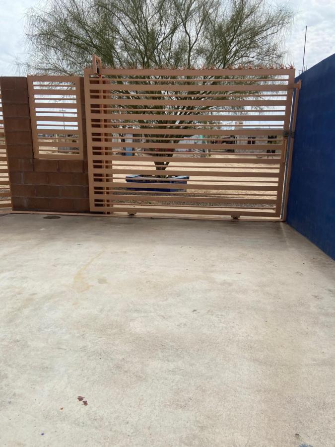 Large 4 Bedroom Home With Gated Parking 푸에르토페나스코 외부 사진